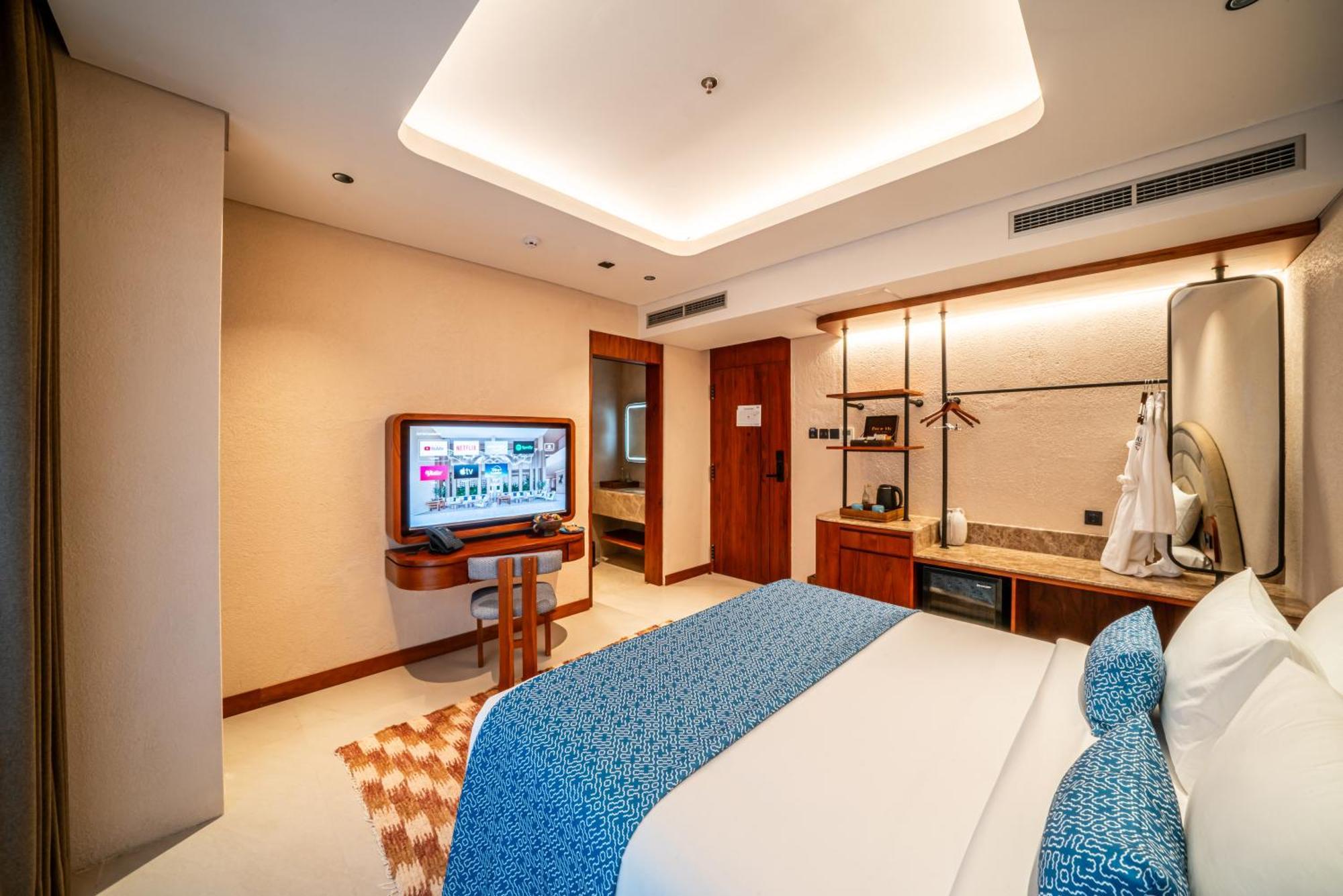 Tui Blue Berawa And 5* Canggu
